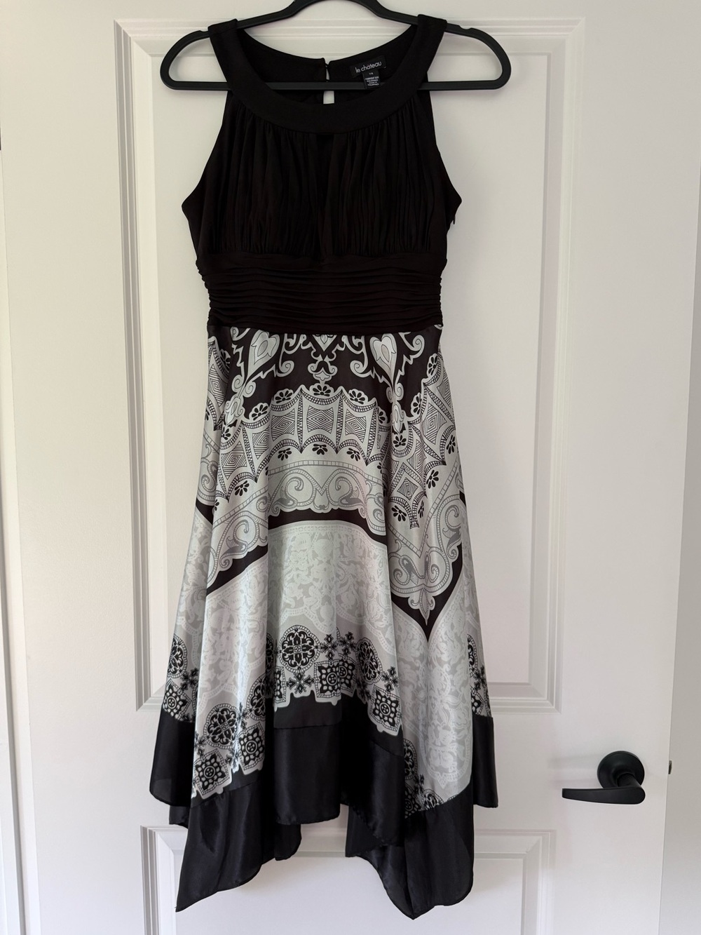 le chateau Black and White High-Low Sleeveless Fit-and-Flare Dress